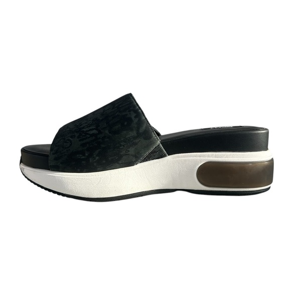 NWOT DKNY Slide In Platform Sandals  Sz 10 - Picture 1 of 12